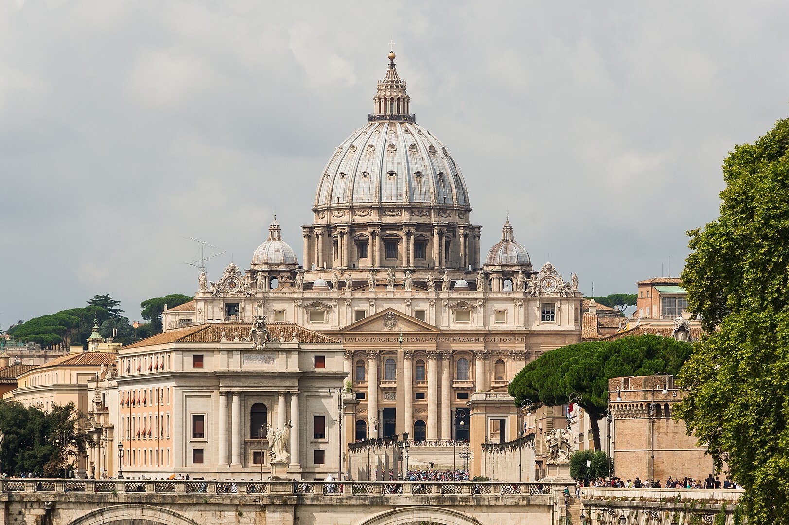 1623px Saint Peters Basilica facade Rome Italy